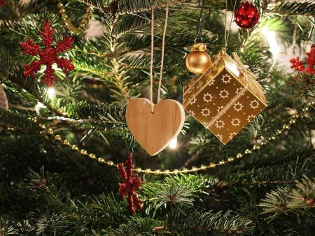 Weihnachtsgottesdienste 2021 in den Pfarreien AADORF und TÄNIKON